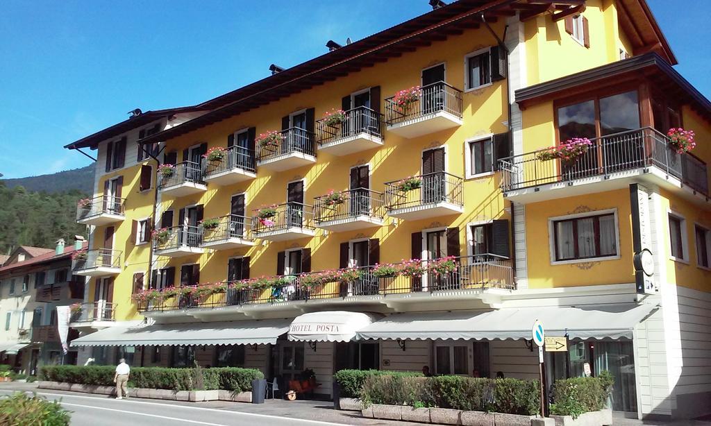 Hotel Posta Comano Terme Eksteriør billede